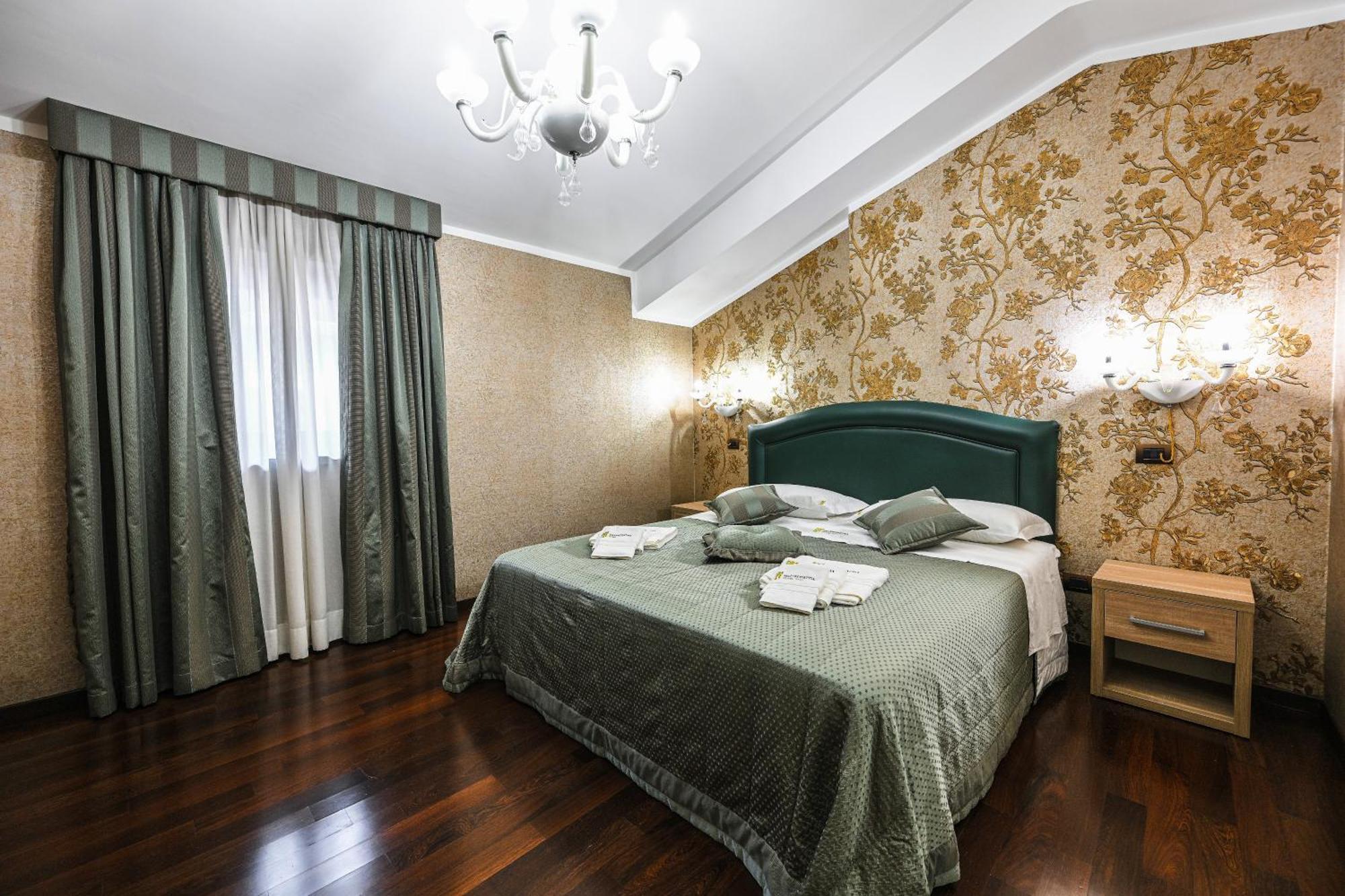 Hotel Mastrodattia Celano Exteriér fotografie